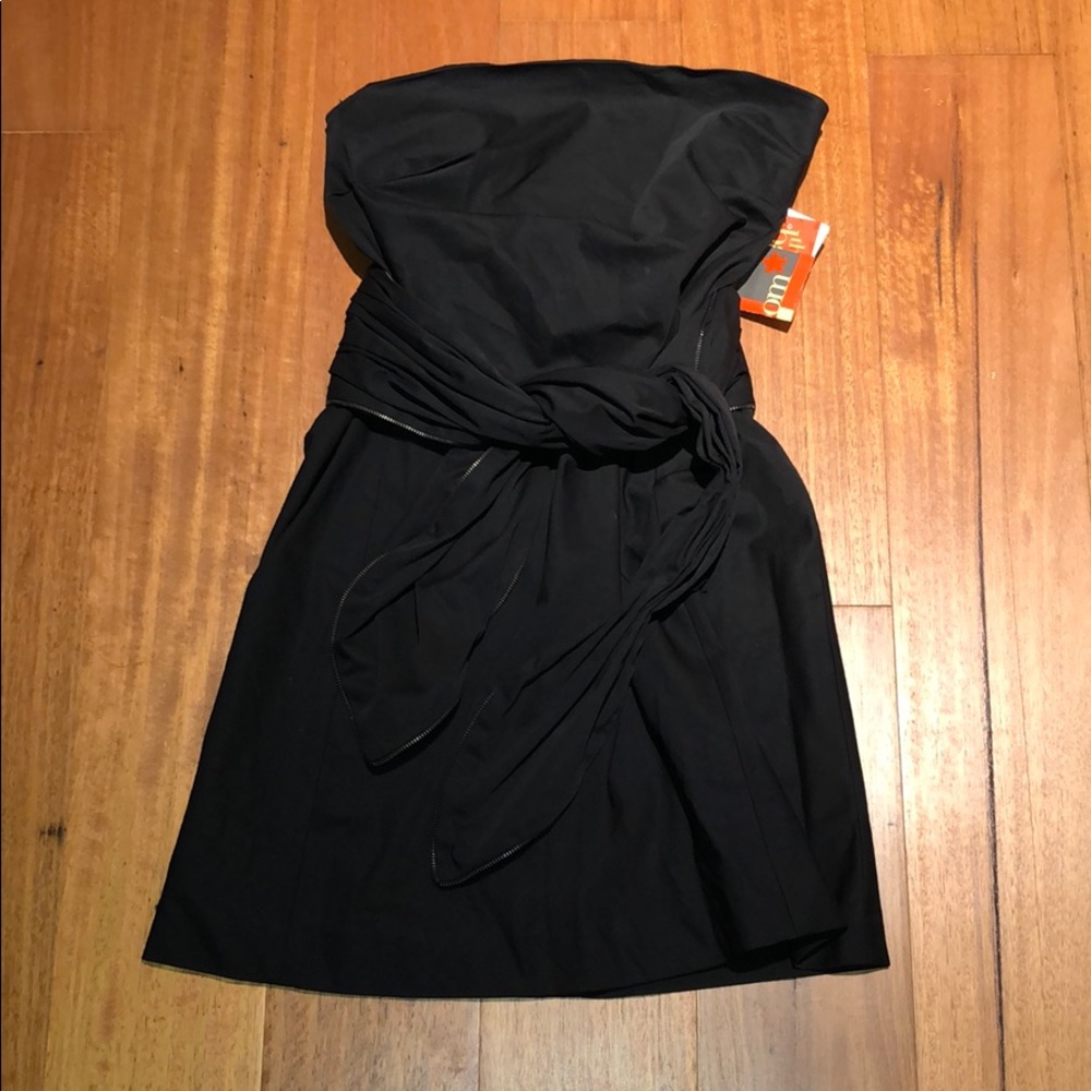 *NEW* LaRok black dress - M